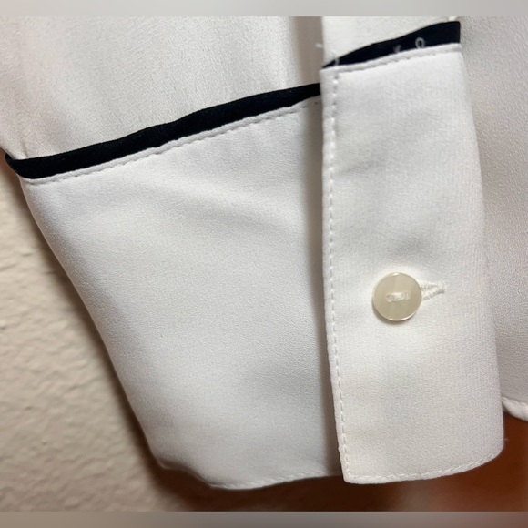 NWT Worthington White Black Tipping Blouse - Picture 5 of 7